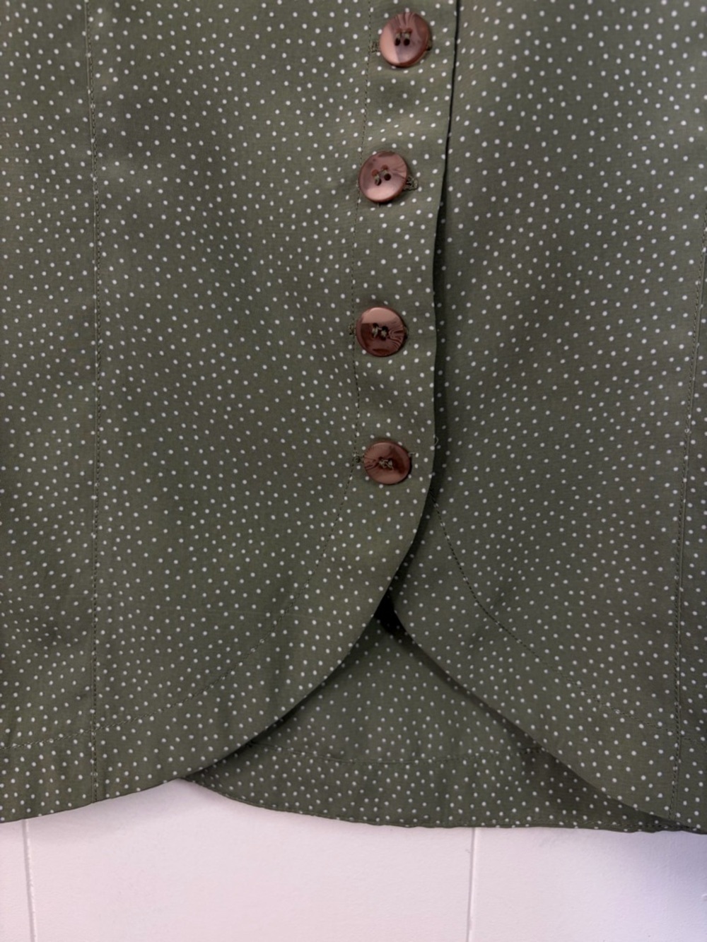 Vintage 90s Olive Green Polka Dot Blouse Office Minimalist Button Top size Small - Picture 7 of 13